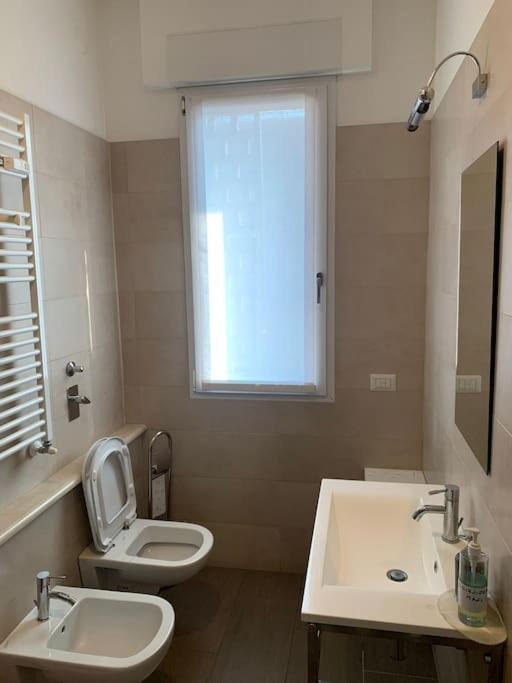 Cozy 1-Room Studio In Giambellino Milan Exterior photo